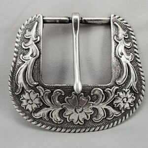 Vintage 1996 Floral Engraved Western Belt Buckle Rope Edge Taiwan ROC Pin Buckle